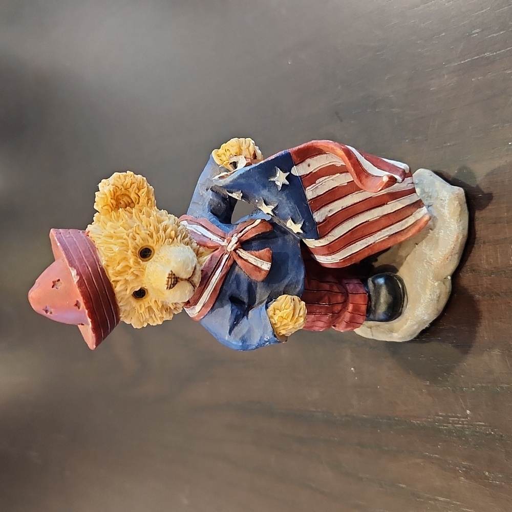 4th of July Bear w/ Flag